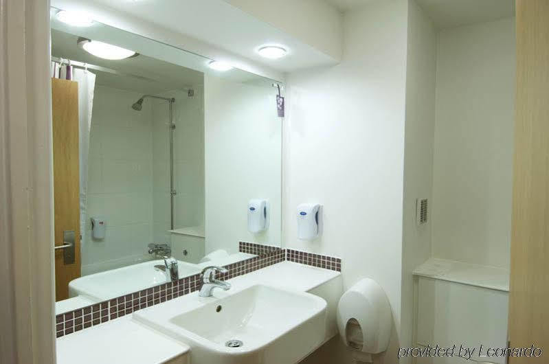 Premier Inn Manchester - Handforth Zewnętrze zdjęcie